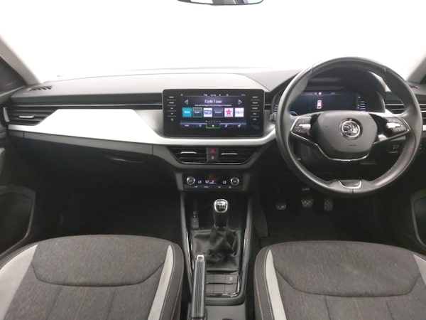 Used Skoda Kamiq 2021 for sale - 76320963: Photo 2