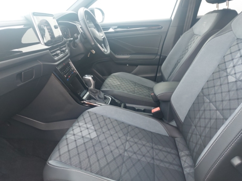 Used Volkswagen T-Roc 2022 for sale - 77004045: Photo 5