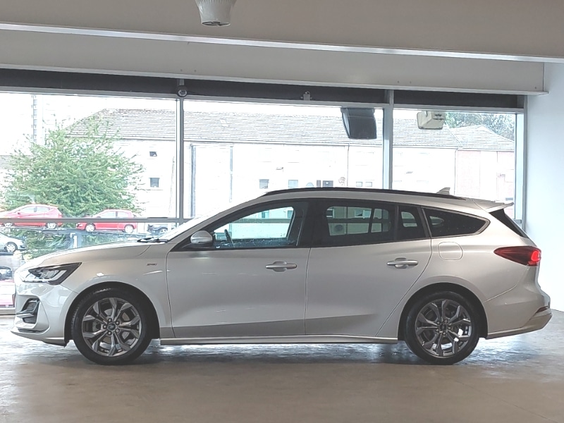 Used Ford Focus 2023 for sale - 76575794: Photo 4