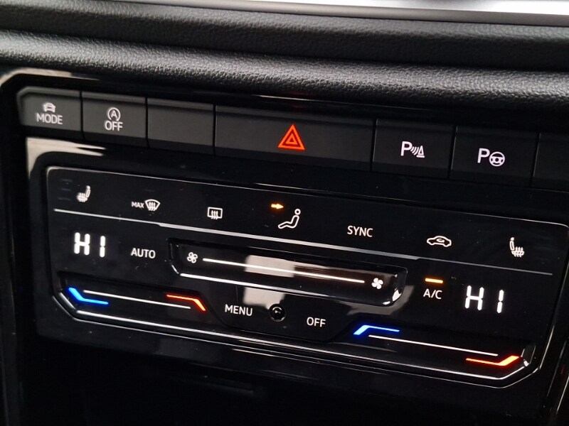 Used Volkswagen T-Roc 2023 for sale - 76932787: Photo 11