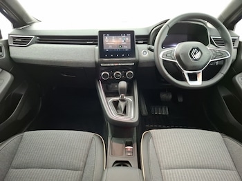 Used Renault Clio 2024 for sale - 79557408: Photo