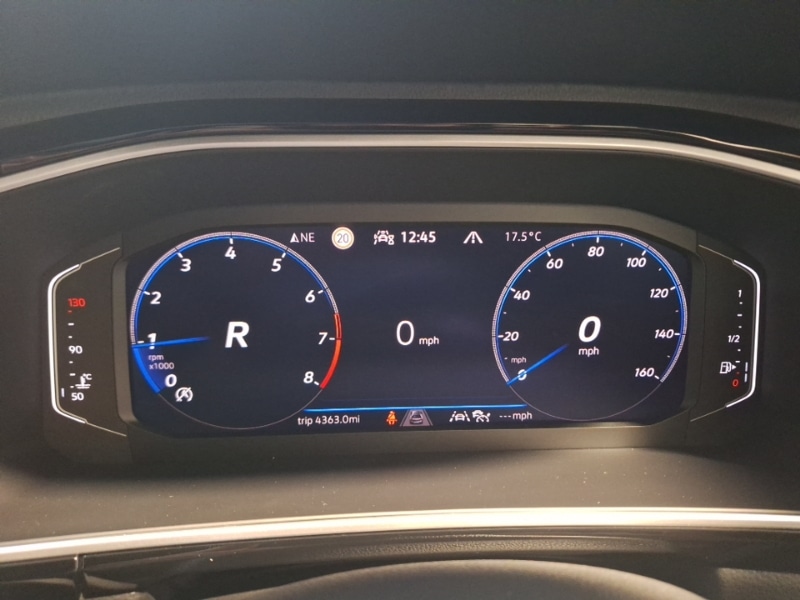 Used Volkswagen T-Roc 2025 for sale - 77012909: Photo 11