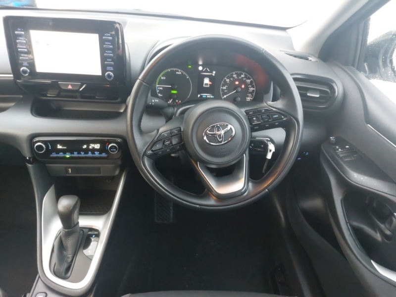 Used Toyota Yaris 2023 for sale - 77874935: Photo 7