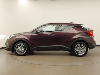 Used Toyota C-HR 2023 for sale - 77039475: Photo