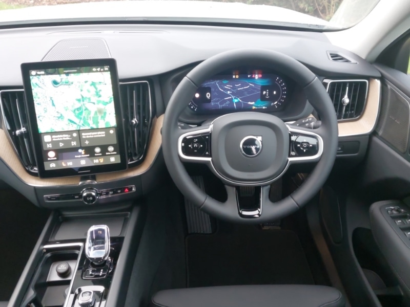 Used Volvo XC60 2025 for sale - 77298857: Photo 7