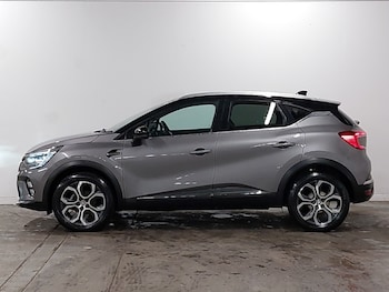 Used Renault Captur 2022 for sale - 77142505: Photo