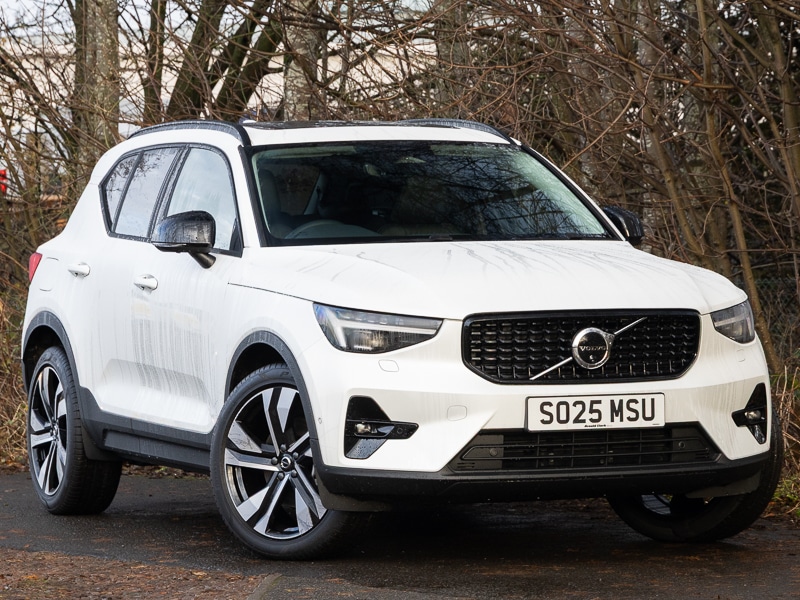 Used Volvo XC40 2025 for sale - 76978617: Photo 1