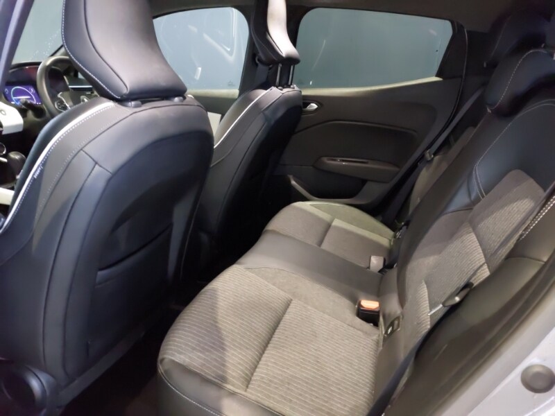 Used Renault Clio 2023 for sale - 77556496: Photo 6