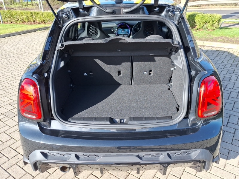 Used MINI Hatch 2023 for sale - 77762172: Photo 8