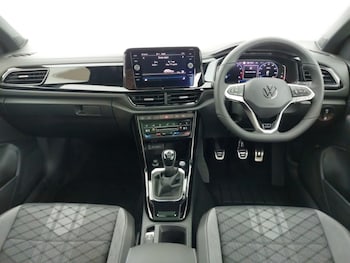 Used Volkswagen T-Roc 2025 for sale - 77986780: Photo