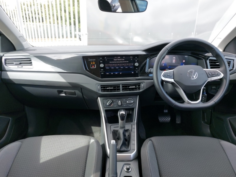 Used Volkswagen Polo 2024 for sale - 76700096: Photo 2