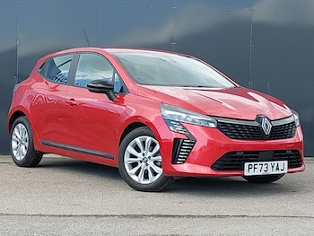 Used Renault Clio 2023 for sale - 78381181: Photo