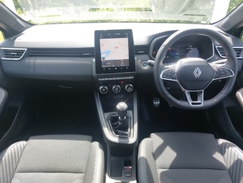 Used Renault Clio 2025 for sale - 78766479: Photo