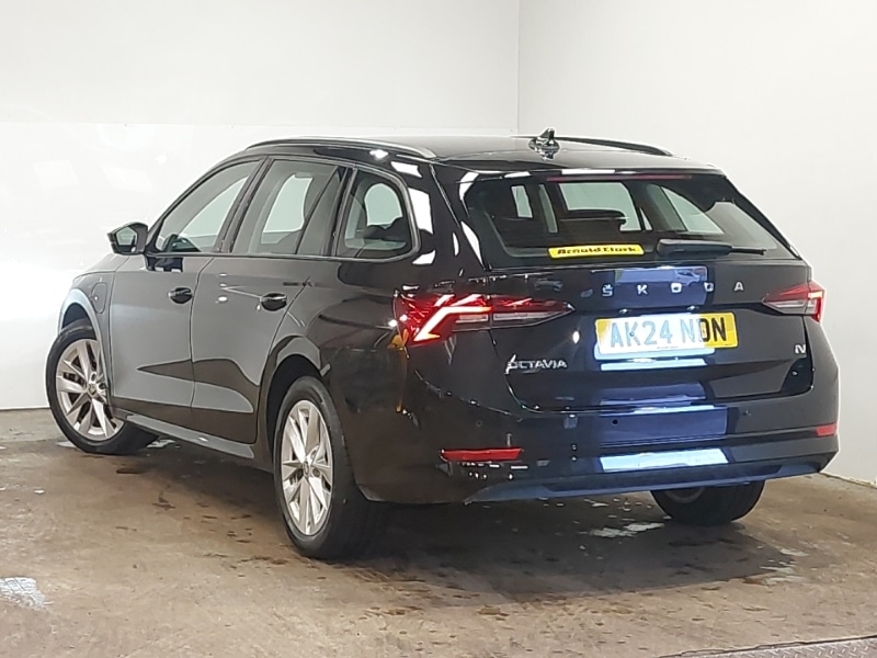 Used Skoda Octavia 2024 for sale - 77314524: Photo 3