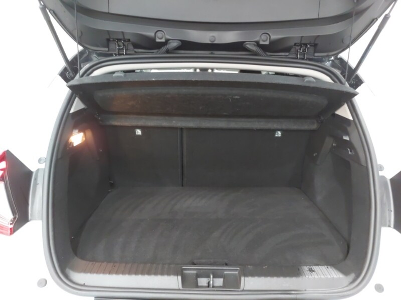 Used Renault Captur 2023 for sale - 77949072: Photo 8
