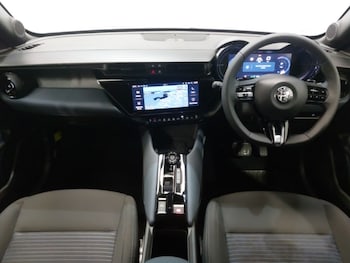 Used Alfa Romeo Junior 2025 for sale - 78899204: Photo