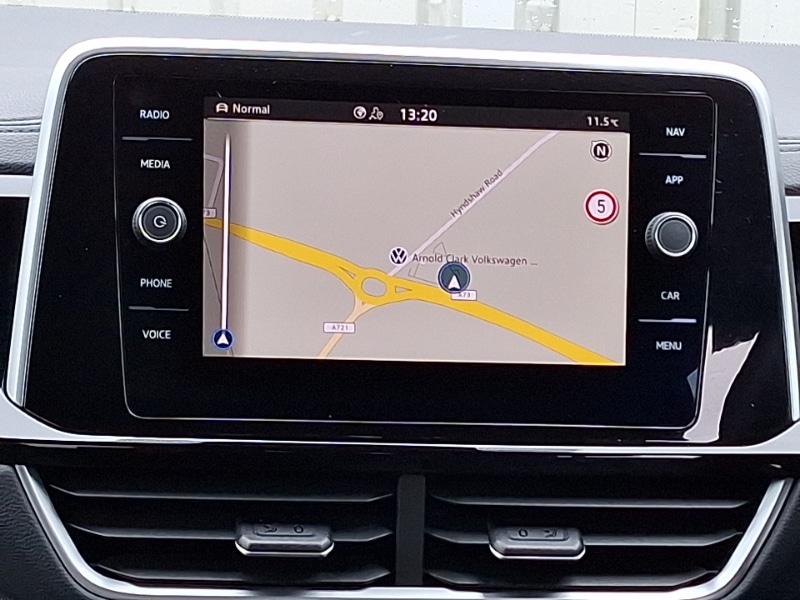 Used Volkswagen T-Roc 2024 for sale - 76764447: Photo 7