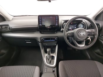 Used Toyota Yaris 2023 for sale - 78343422: Photo