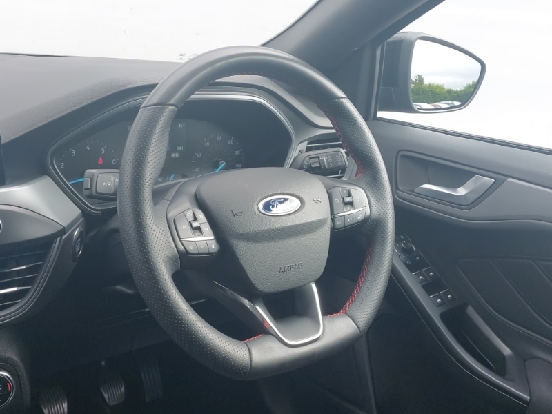 Used Ford Focus 2022 for sale - 76708845: Photo 10