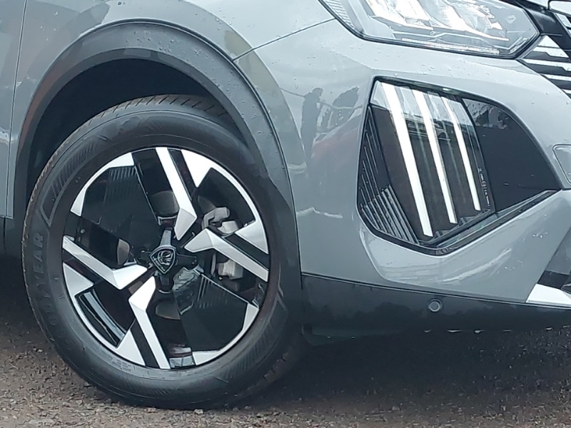 Used Peugeot 2008 2023 for sale - 76761012: Photo 9