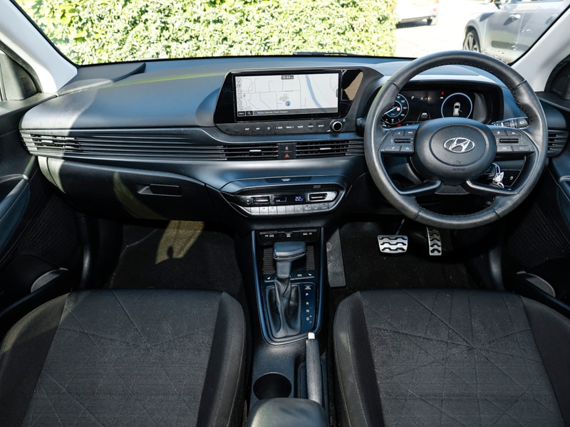 Used Hyundai BAYON 2022 for sale - 77736917: Photo 2