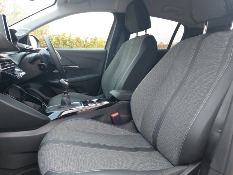 Used Peugeot 208 2024 for sale - 76764332: Photo 5