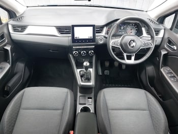 Used Renault Captur 2022 for sale - 77209812: Photo