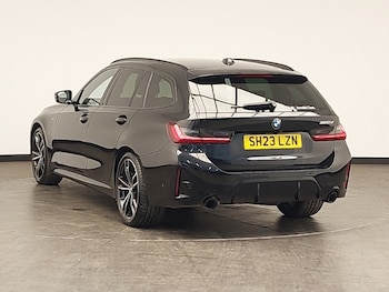Used BMW 3 Series 2023 for sale - 79561218: Photo