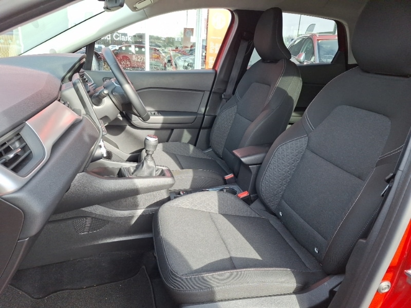 Used Renault Captur 2024 for sale - 77852114: Photo 5