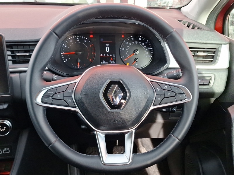 Used Renault Captur 2024 for sale - 77852114: Photo 7
