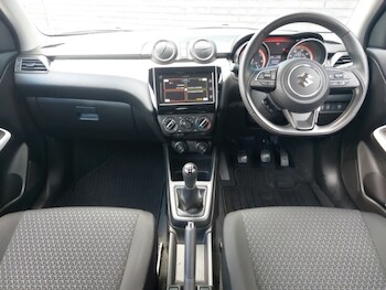 Used Suzuki Swift 2024 for sale - 76497961: Photo