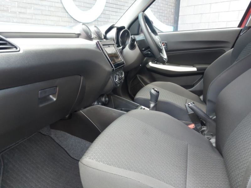 Used Suzuki Swift 2024 for sale - 76497961: Photo 5