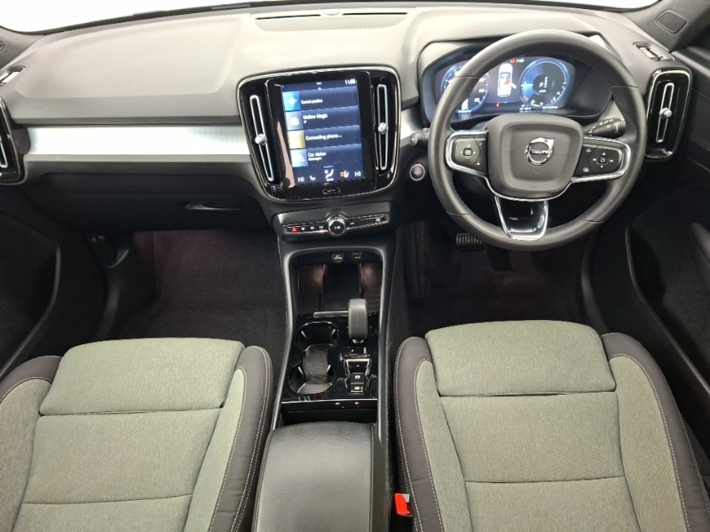 Used Volvo XC40 2022 for sale - 77278002: Photo 2