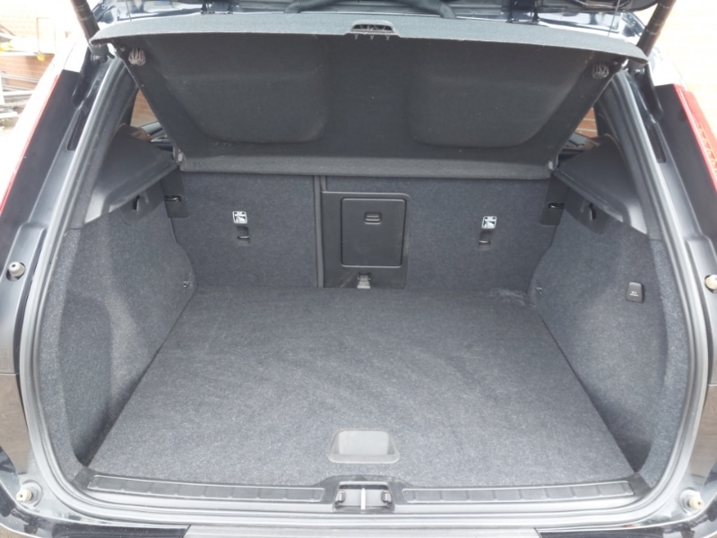 Used Volvo XC40 2022 for sale - 77224207: Photo 8