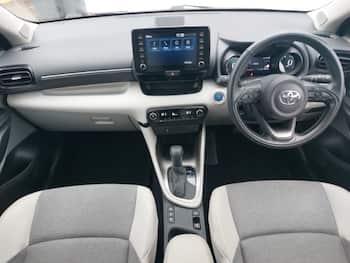 Used Toyota Yaris 2022 for sale - 79736993: Photo