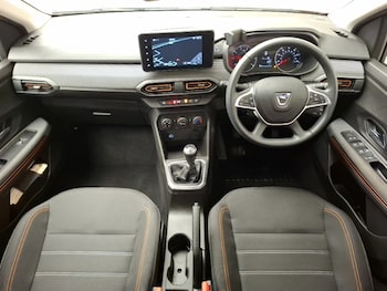 Used Dacia Sandero Stepway 2022 for sale - 75536853: Photo