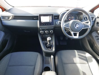 Used Renault Clio 2022 for sale - 77094935: Photo