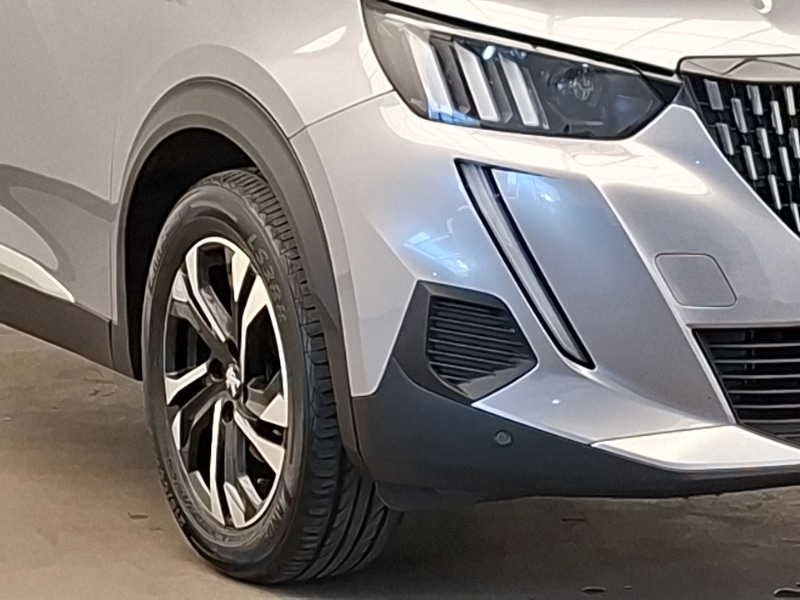 Used Peugeot 2008 2023 for sale - 77912195: Photo 9