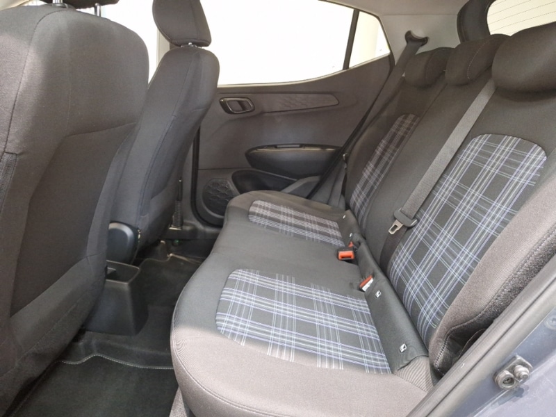 Used Hyundai i10 2023 for sale - 77948363: Photo 6