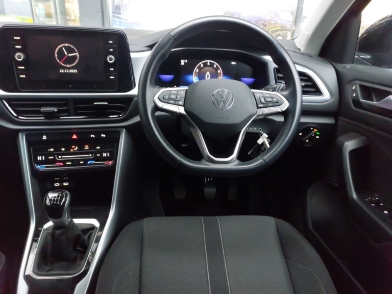 Used Volkswagen T-Roc 2023 for sale - 77035255: Photo 7