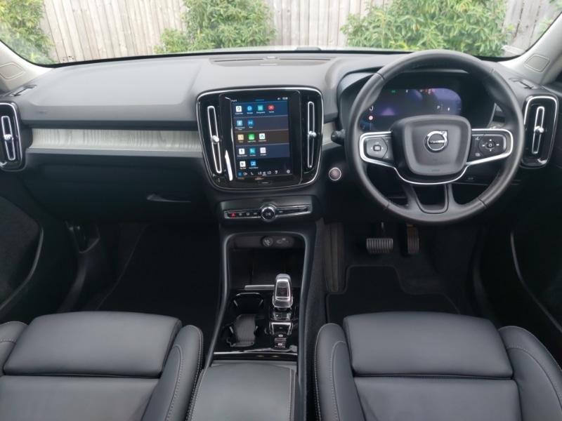 Used Volvo XC40 2024 for sale - 76778784: Photo 2