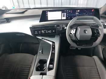 Used Peugeot 3008 2024 for sale - 75382112: Photo