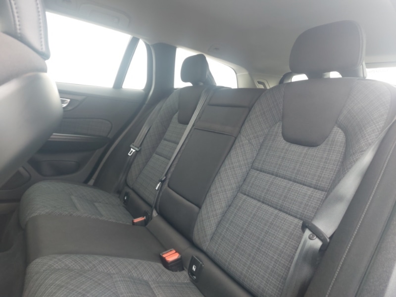 Used Volvo V60 2021 for sale - 76786275: Photo 6