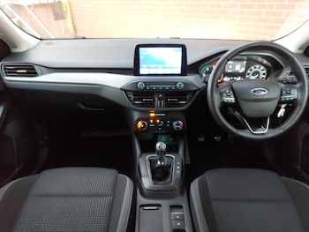 Used Ford Focus 2022 for sale - 77981077: Photo