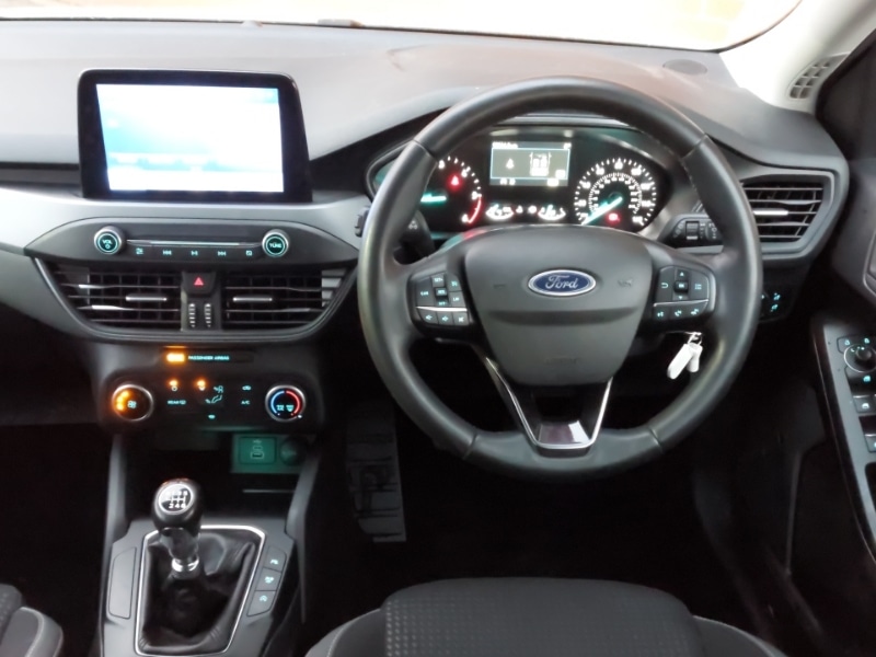 Used Ford Focus 2022 for sale - 77981077: Photo 7
