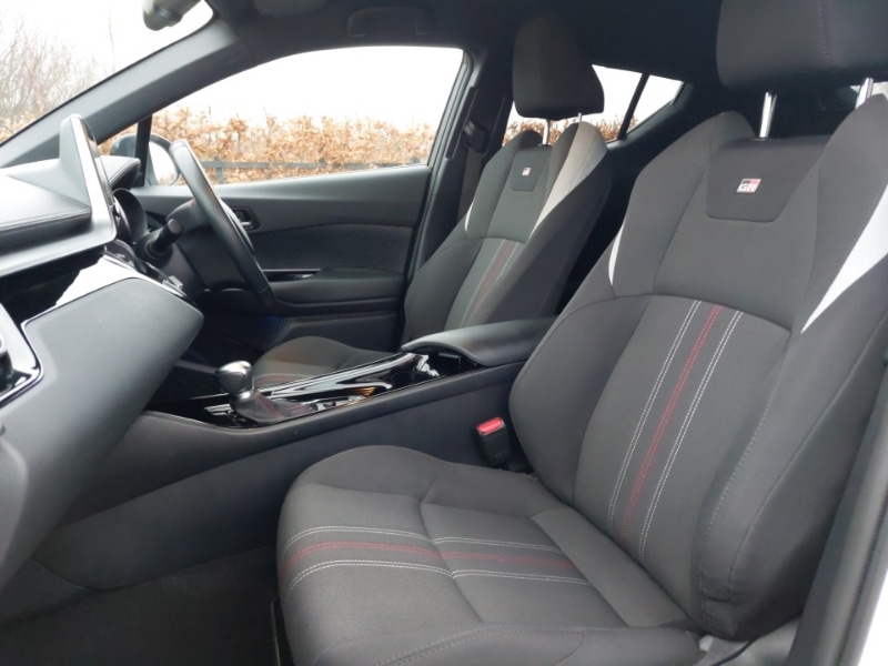 Used Toyota C-HR 2022 for sale - 77752595: Photo 5