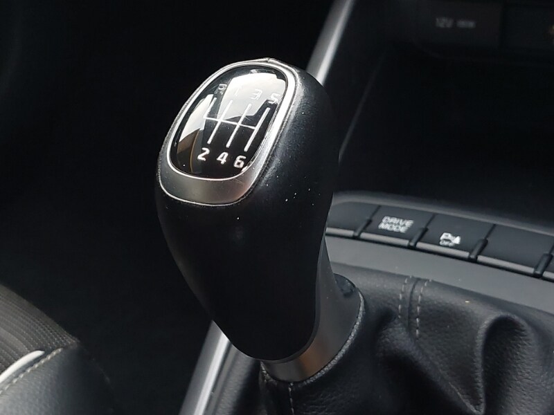 Used Kia Stonic 2023 for sale - 77062917: Photo 12