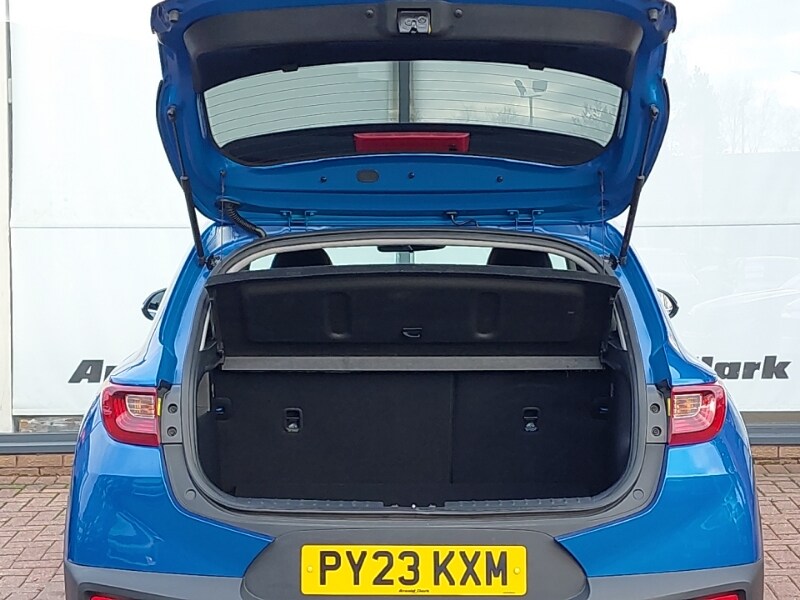 Used Kia Stonic 2023 for sale - 77062917: Photo 8