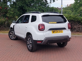 Used Dacia Duster 2024 for sale - 78746793: Photo