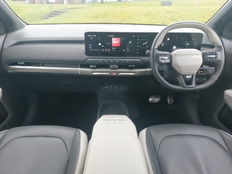 Used Kia EV3 2024 for sale - 77762122: Photo 2